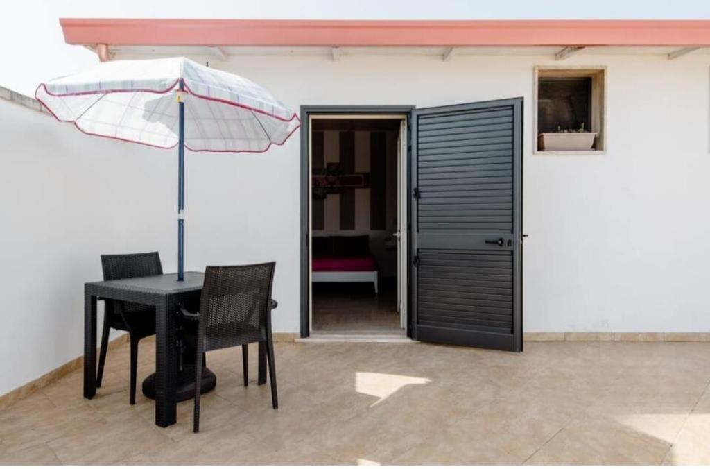 Briciola'S Rooms Porto Cesareo Eksteriør billede